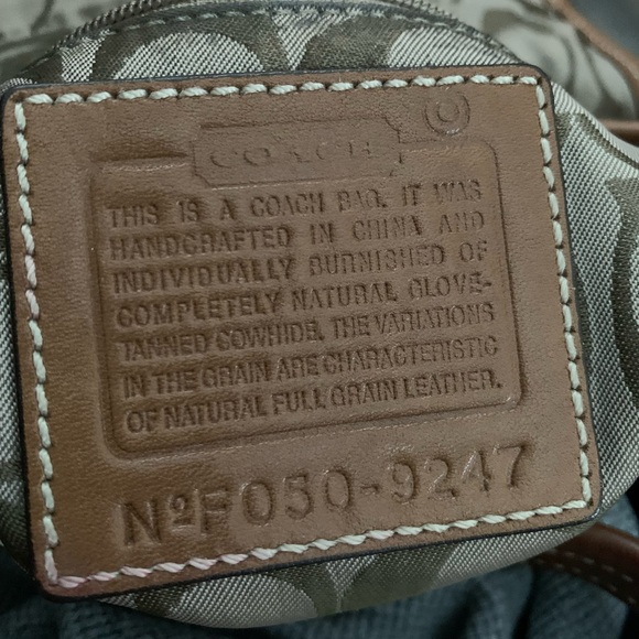 Coach Vintage Y2K Holiday  Shoulder Bag Bundle-Small. - Picture 5 of 16